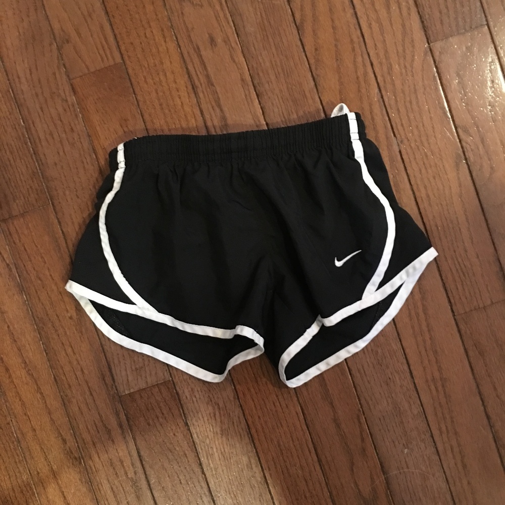 Nike dri fit shorts with liner xs black